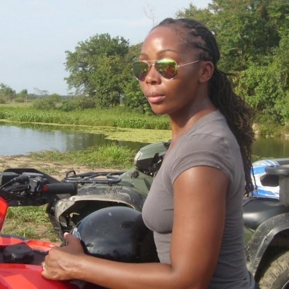 Meet your Posher, Shaneka